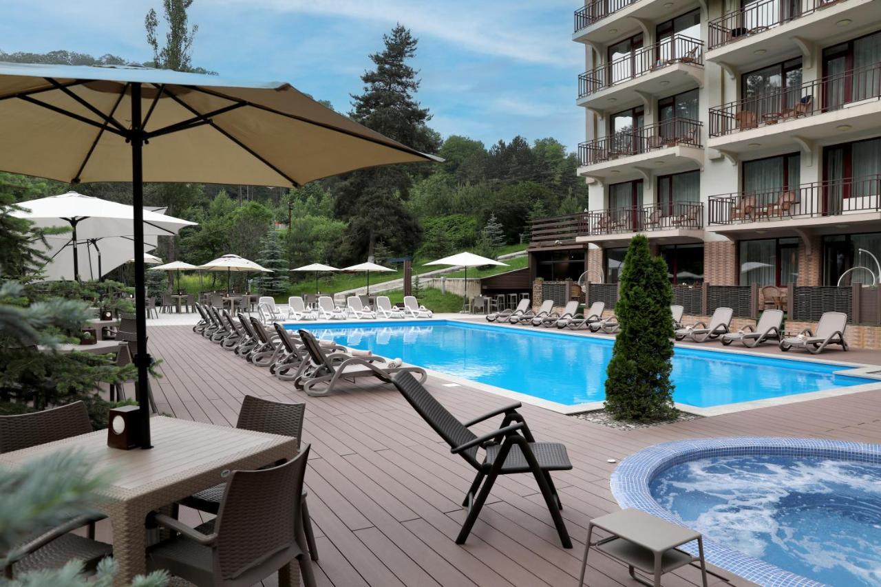 Best Western Plus Paradise Hotel Dilijan Bagian luar foto