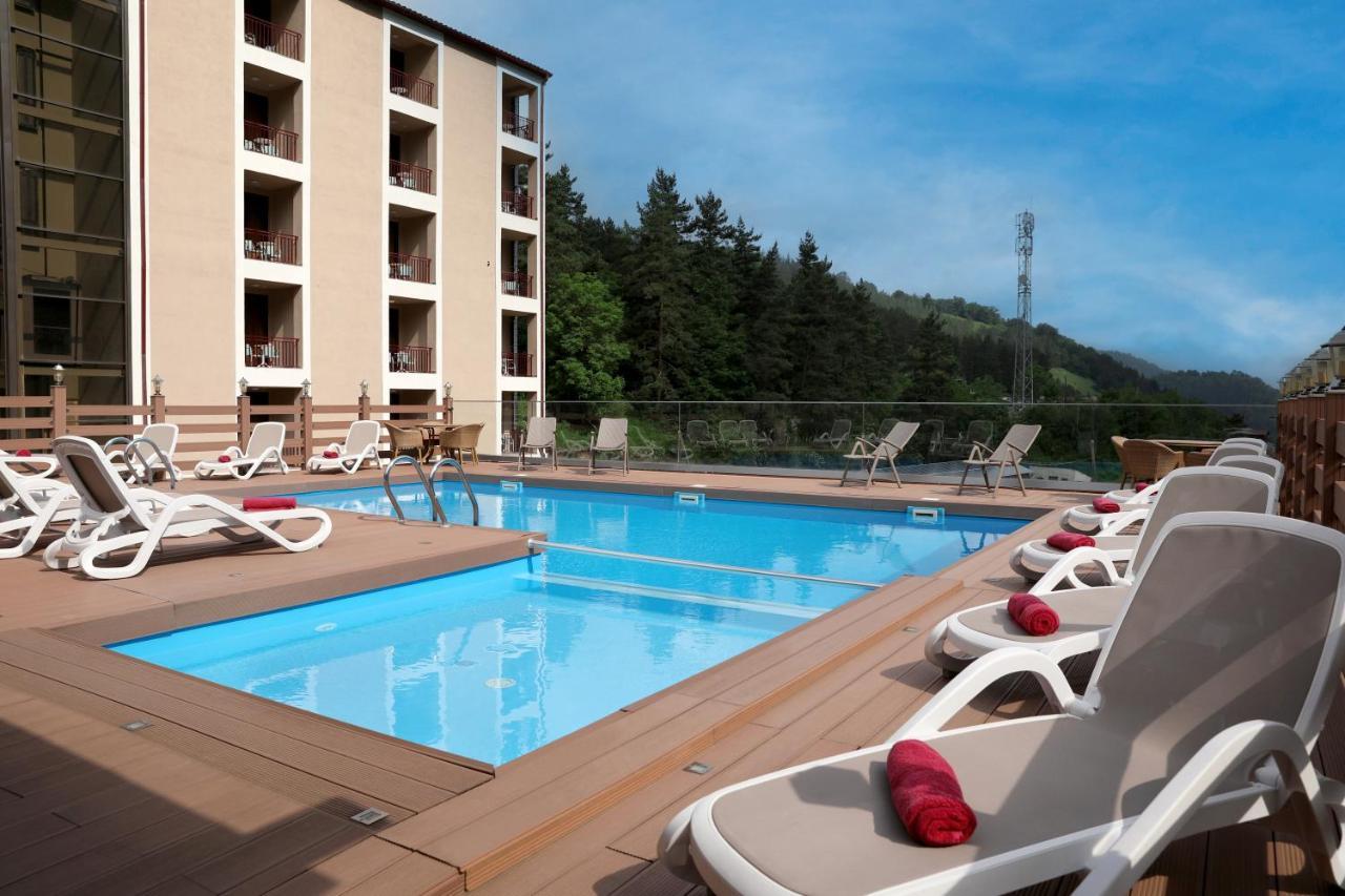 Best Western Plus Paradise Hotel Dilijan Bagian luar foto