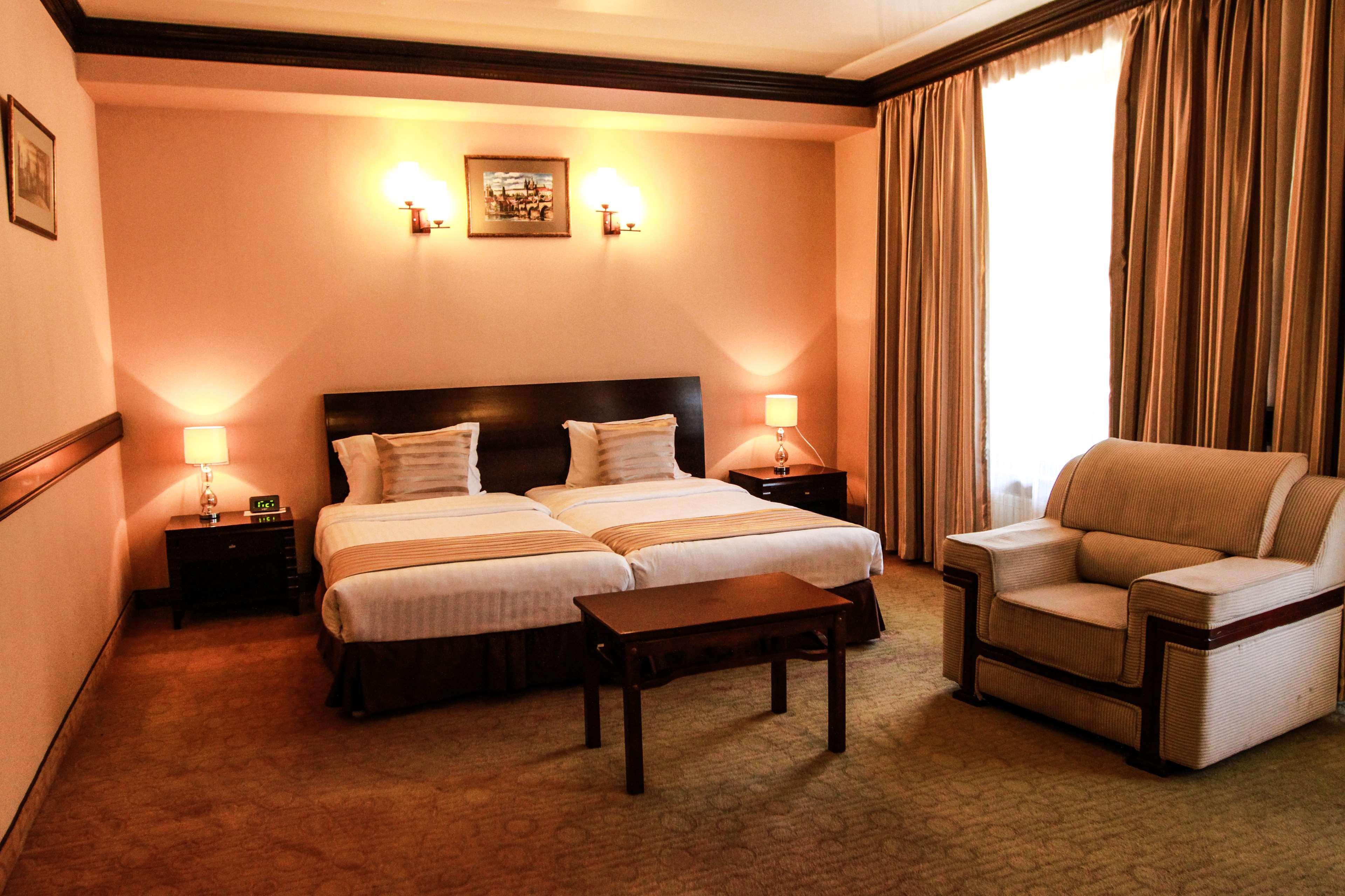 Best Western Plus Paradise Hotel Dilijan Bagian luar foto