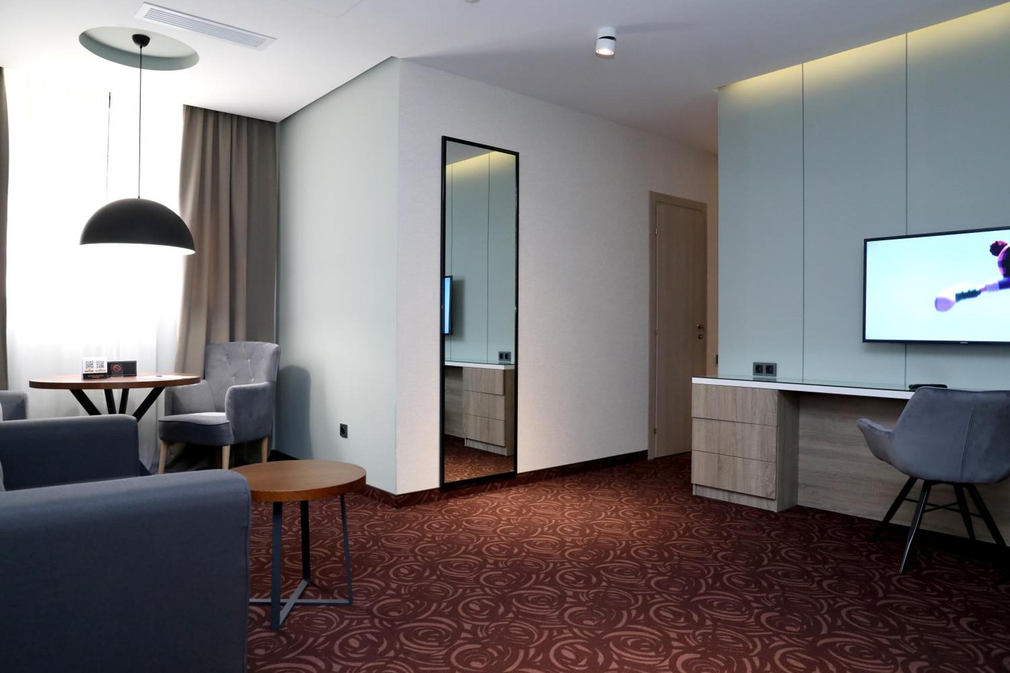 Best Western Plus Paradise Hotel Dilijan Bagian luar foto